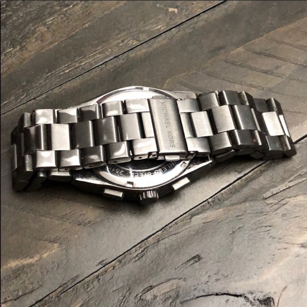 Men’s Michael Kors Watch - Picture 3 of 4